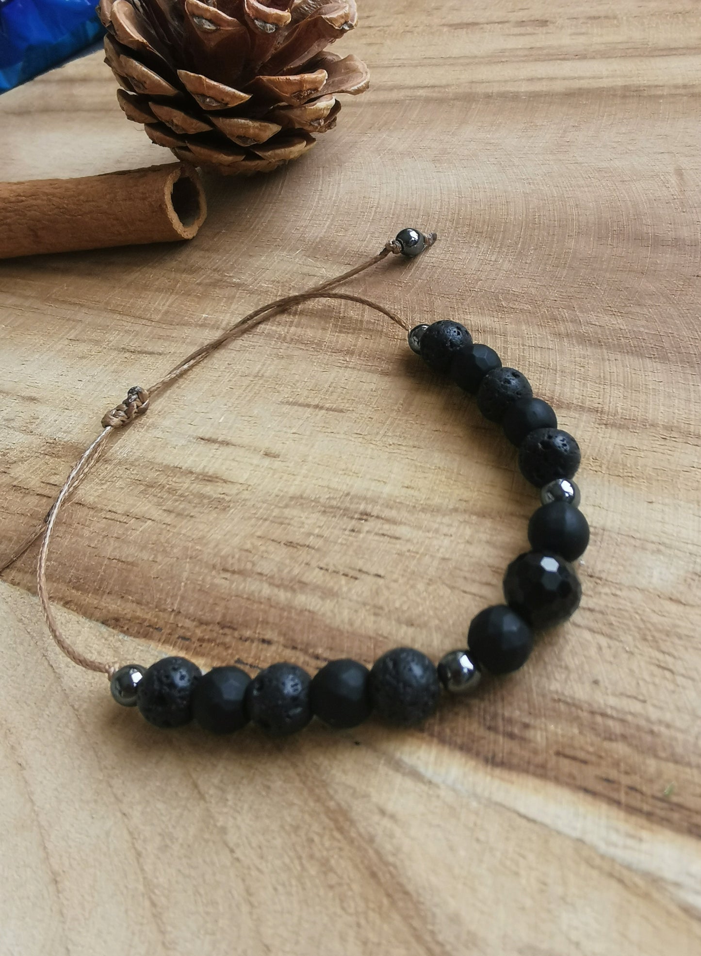 ✨ Męska bransoletka na sznurku - Siła. Ochrona. Spokój 💫