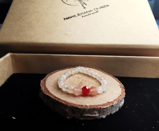 Pierścionek „Księżycowa Harmonia” – Jadeit • Kamień Księżycowy • Karneol