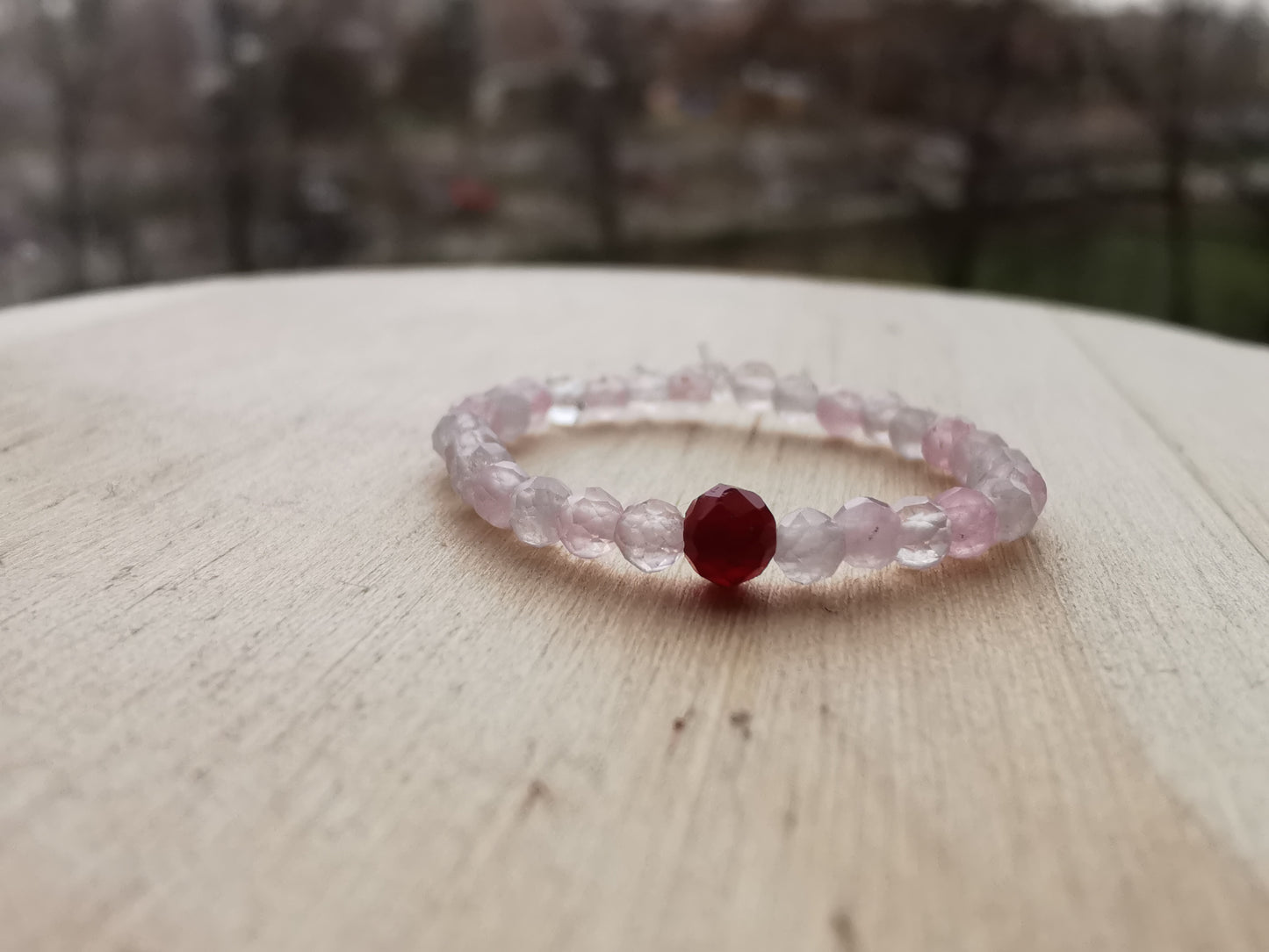 Pierścionek „Różowy Ogień” – Kwarc Różowy • Karneol