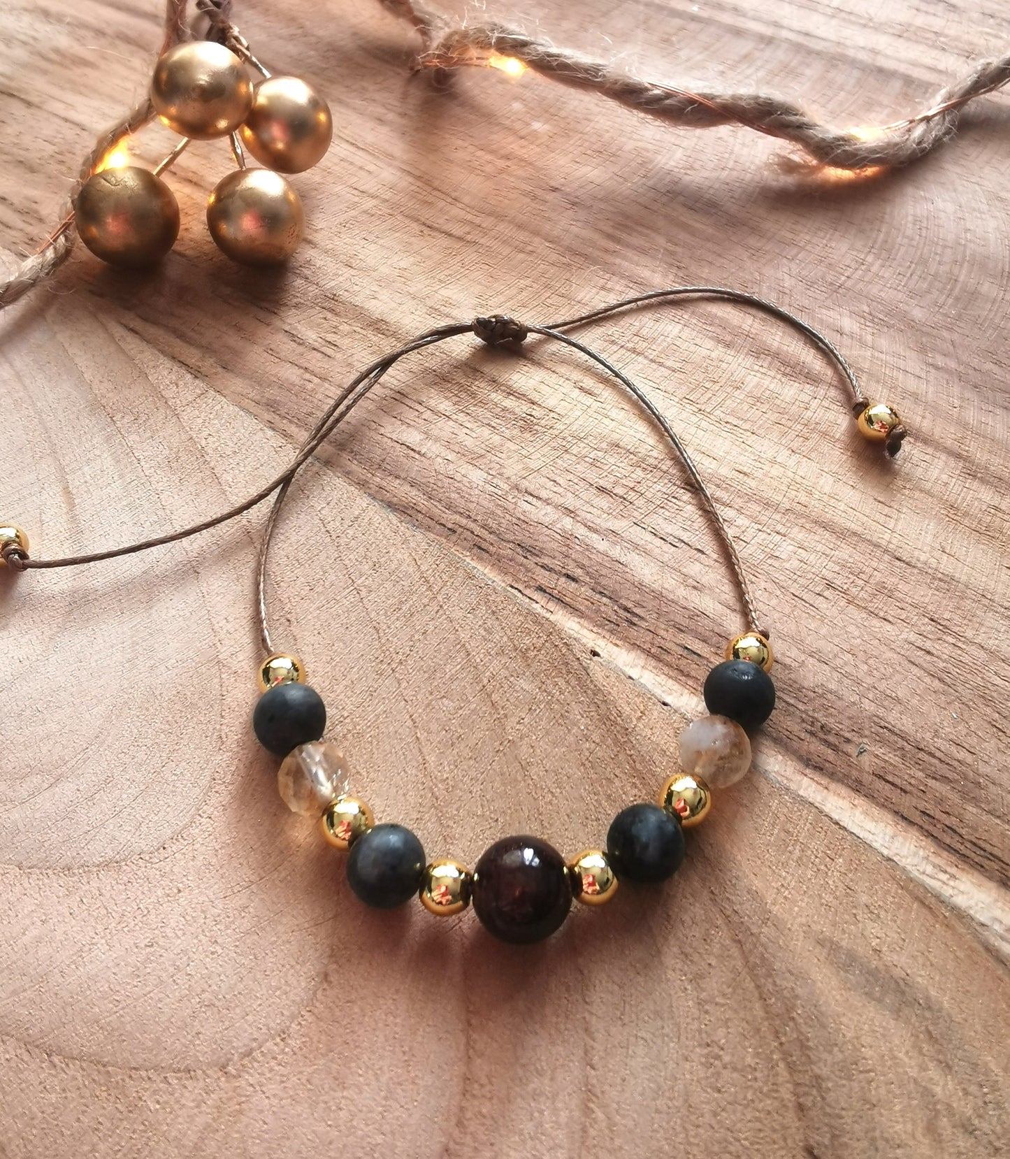 ✨ Siła. Światło. Odwaga na sznurku