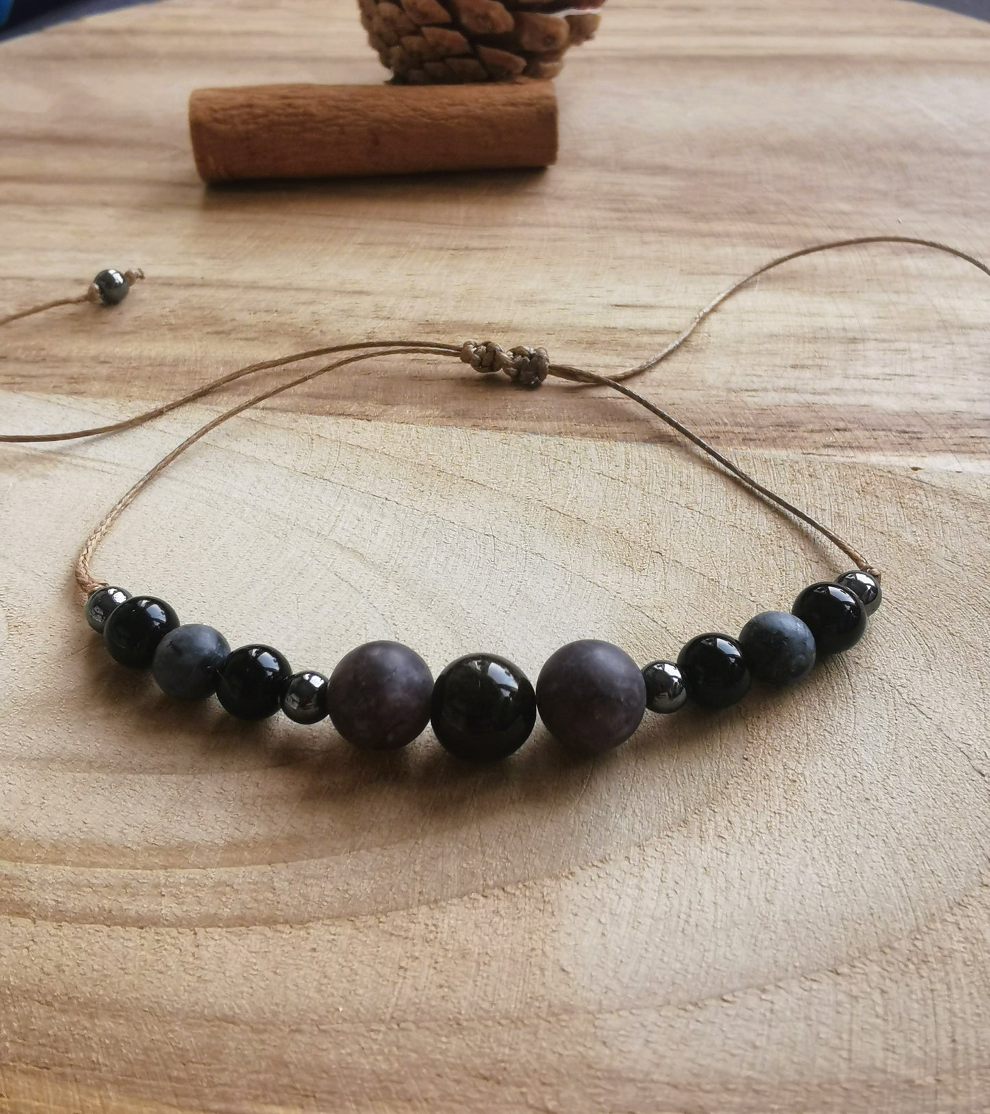 ✨ Męska bransoletka na sznurku -  Siła. Spokój. Pewność ⚫