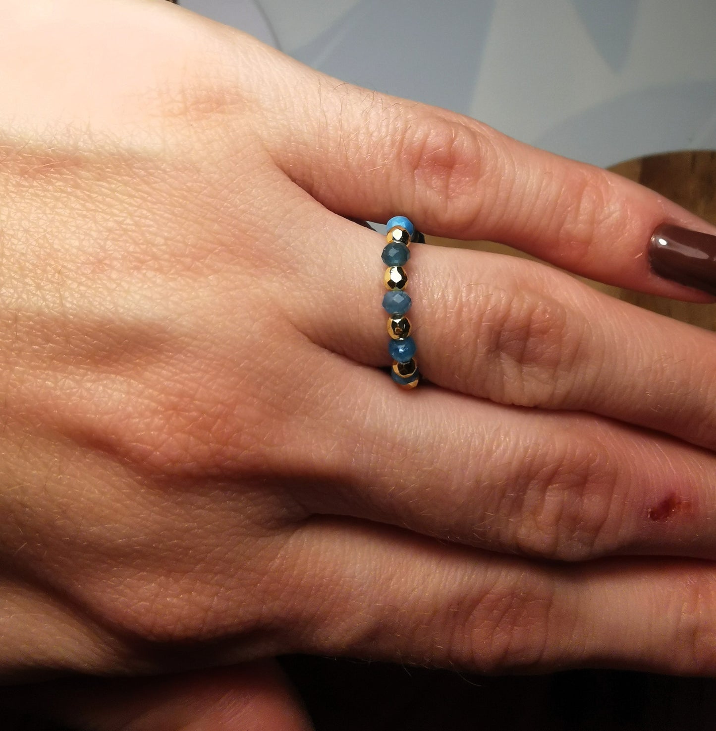 Pierścionek „Oceaniczna Siła” – Apatyt • Hematyt