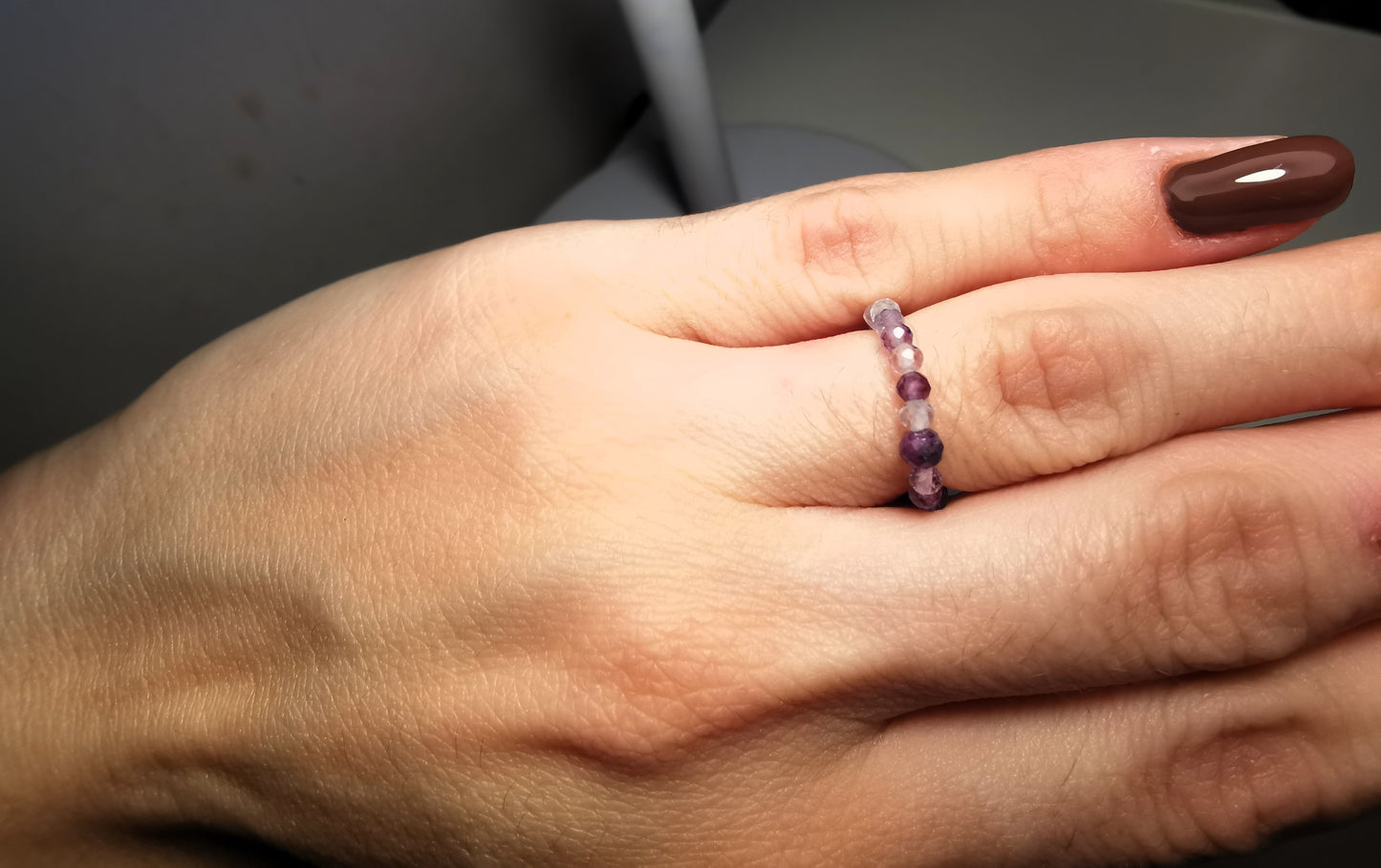 Pierścionek „Kolorowa Mgiełka” – Fluoryt • Rubin z Szafirem