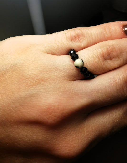 Pierścionek „Dalmatyński Obsidian” – Obsydian • Jaspis Dalmatyński