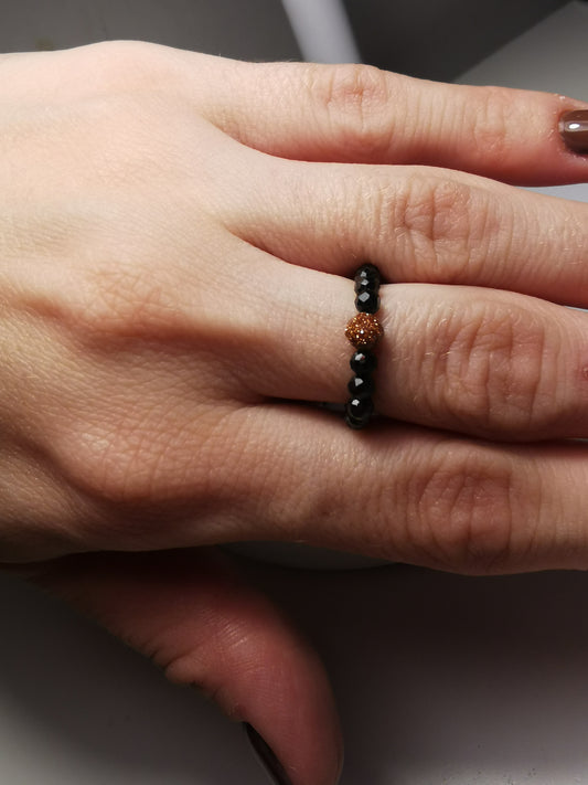 Pierścionek „Złota Cyrkonia” – Cyrkonia • Piasek Pustyni