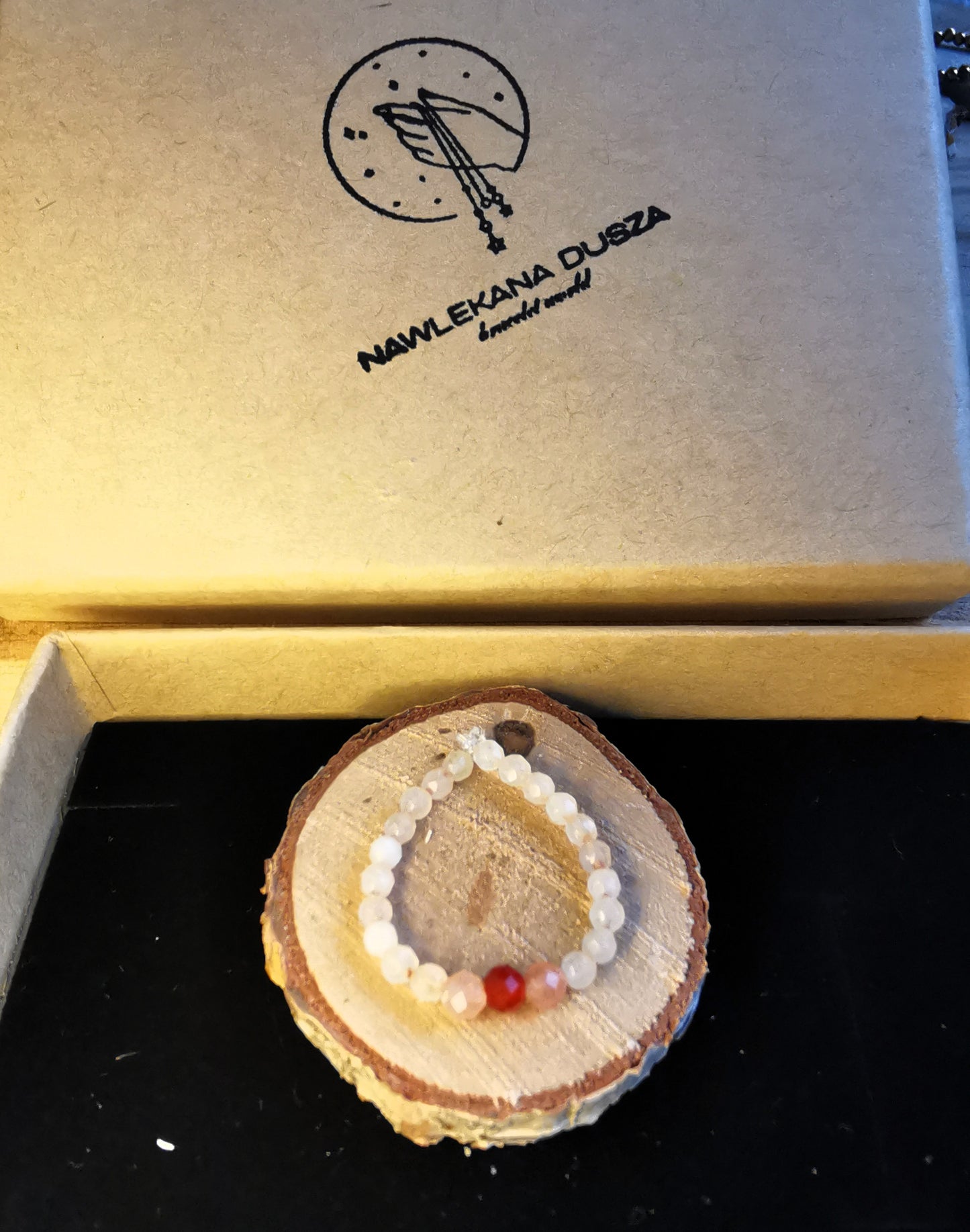 Pierścionek „Księżycowa Harmonia” – Jadeit • Kamień Księżycowy • Karneol