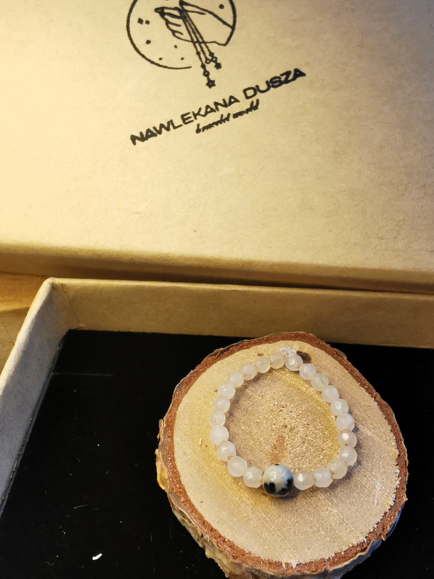 Pierścionek „Jadeitowy Dalmatyńczyk” – Jadeit • Jaspis Dalmatyński