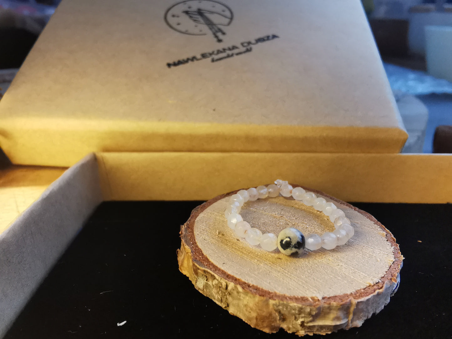 Pierścionek „Jadeitowy Dalmatyńczyk” – Jadeit • Jaspis Dalmatyński