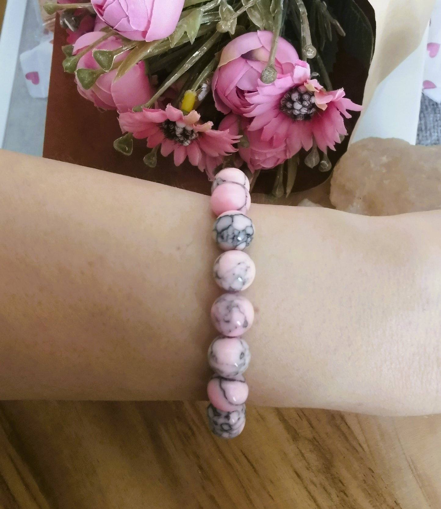 Bransoletka „Łagodność”  różowy howlit 💗