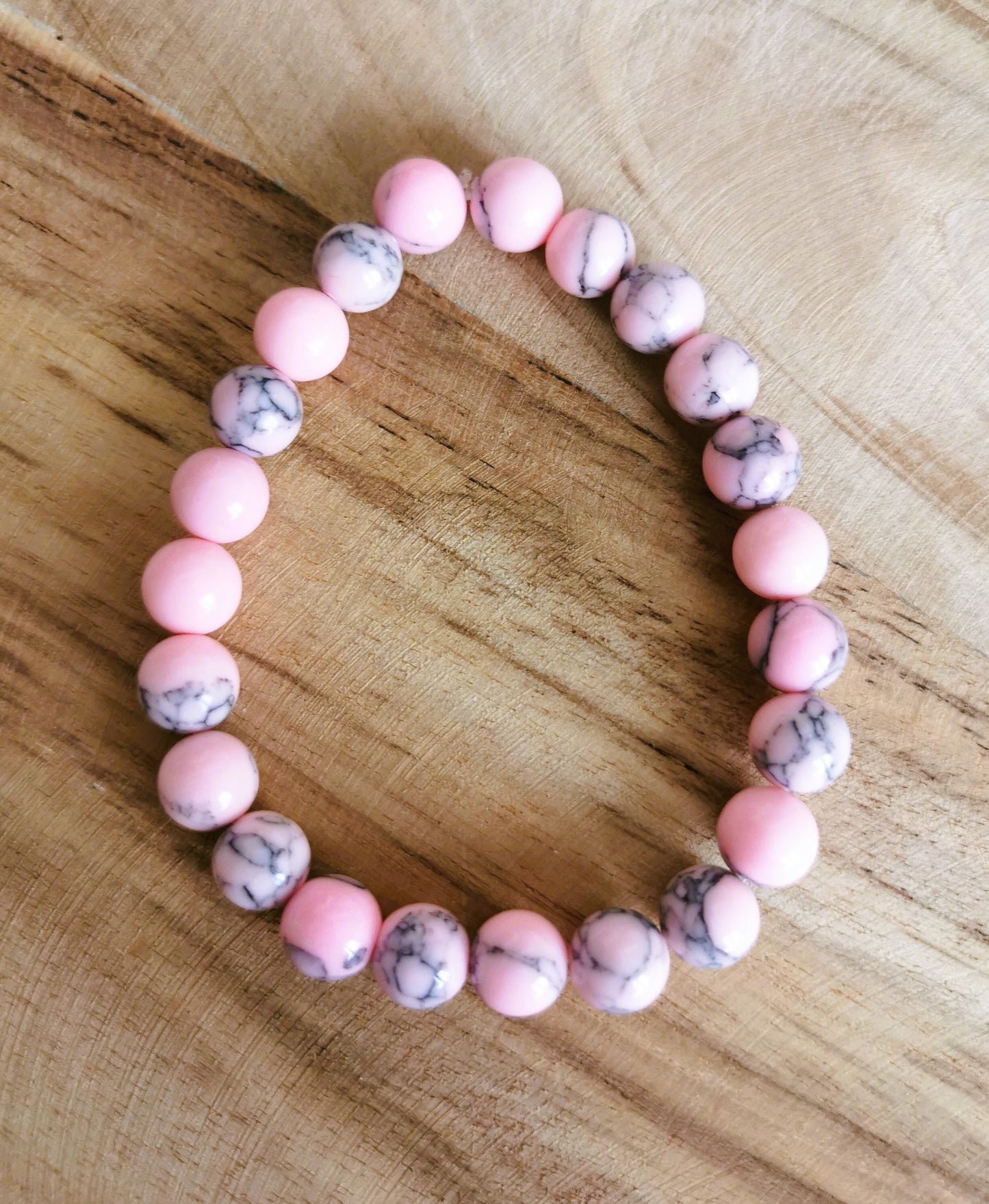 Bransoletka „Łagodność”  różowy howlit 💗